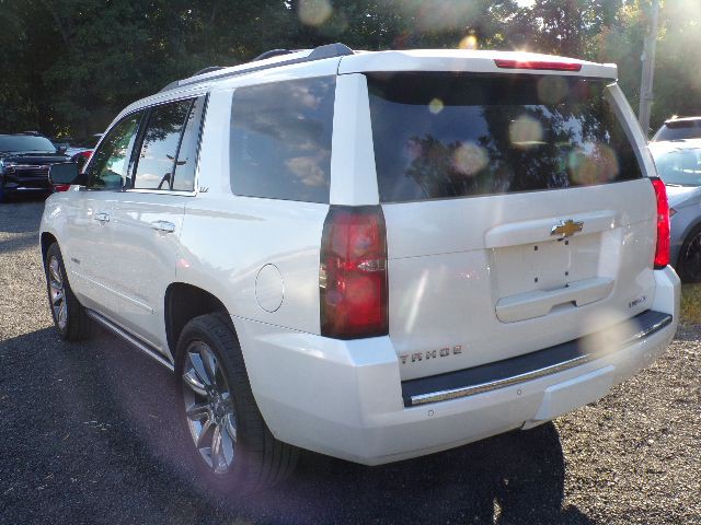 2015 Chevrolet Tahoe Image 4