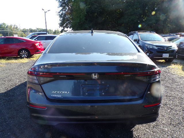 2023 Honda Accord Image 5