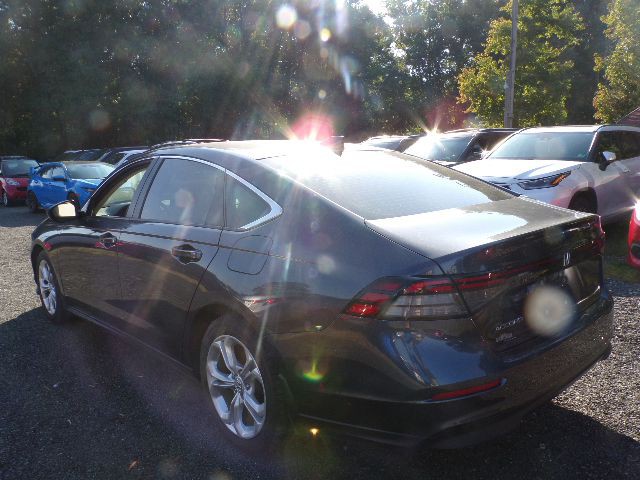 2023 Honda Accord Image 6