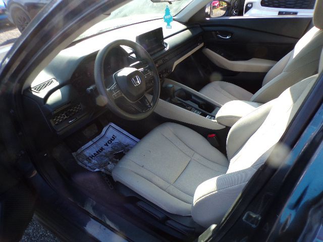 2023 Honda Accord Image 8