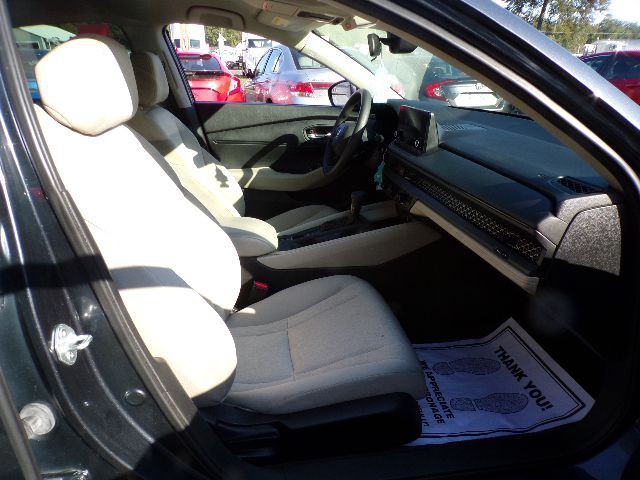 2023 Honda Accord Image 13