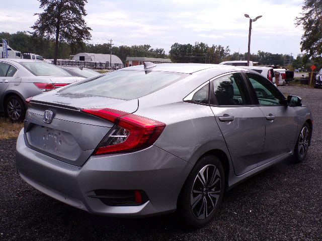 2017 Honda Civic Image 4