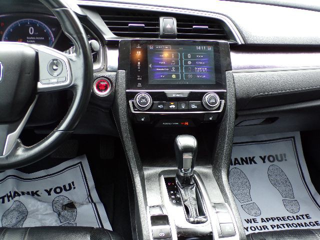2017 Honda Civic Image 13