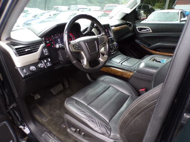 2015 GMC Yukon Image 8