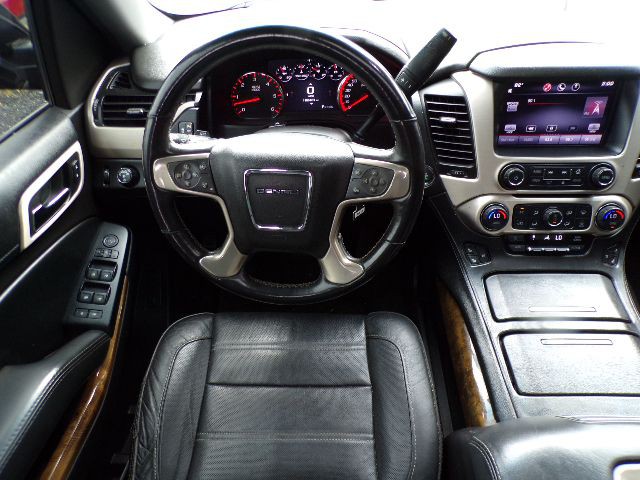 2015 GMC Yukon Image 14