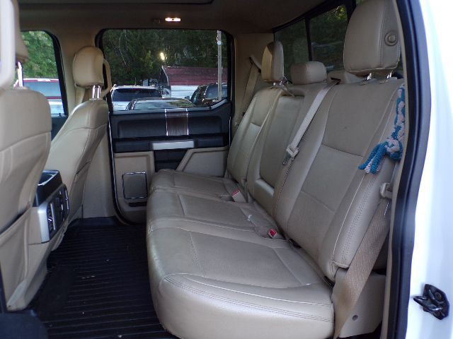 2015 Ford F-150 Image 10