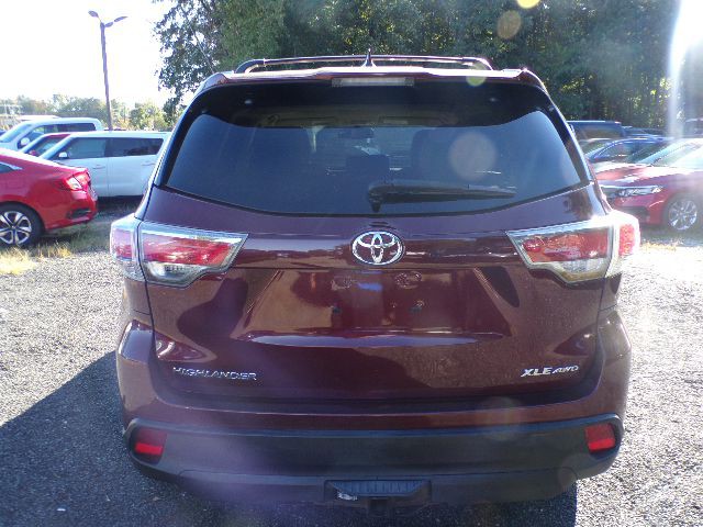 2014 Toyota Highlander Image 5