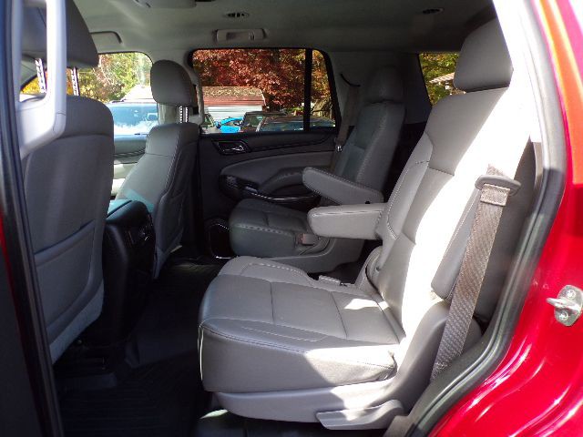 2015 Chevrolet Tahoe Image 4