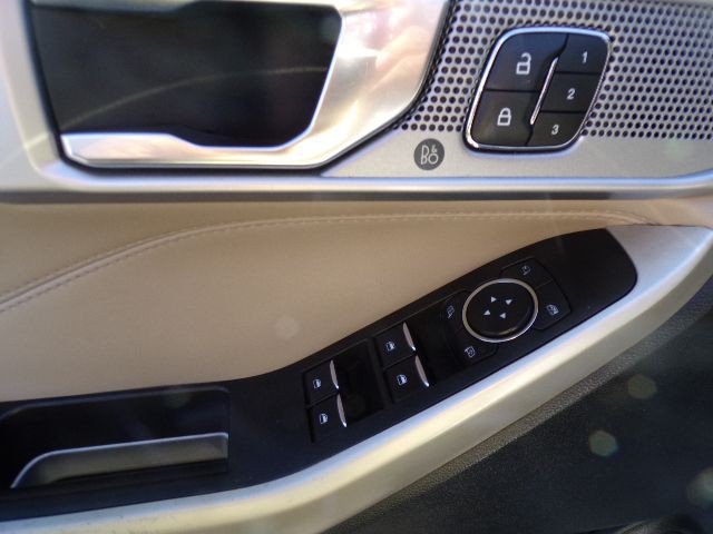 2021 Ford Explorer Image 10