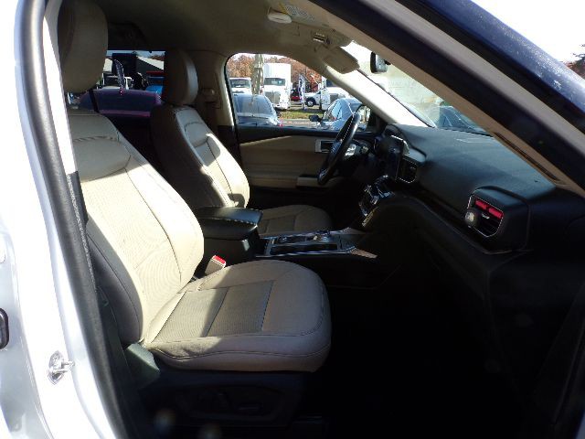 2021 Ford Explorer Image 16