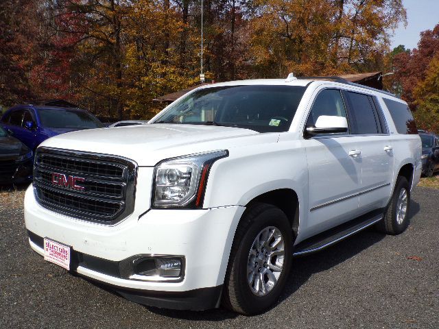 2018 GMC Yukon Image 1