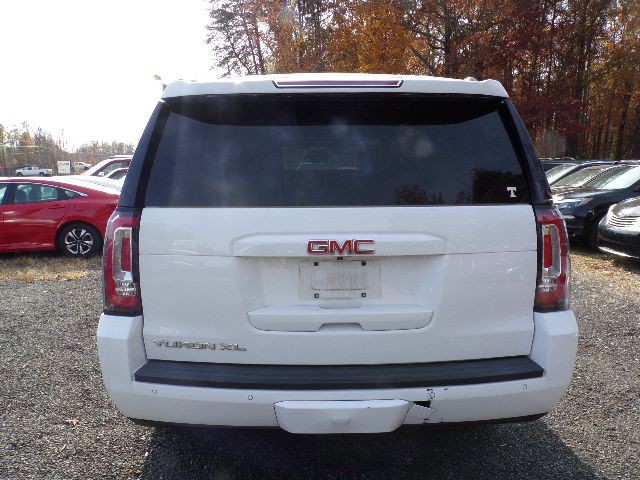 2018 GMC Yukon Image 5