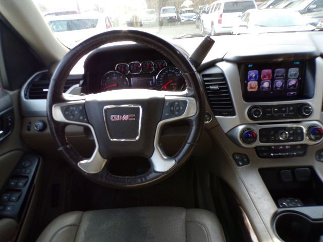 2018 GMC Yukon Image 14