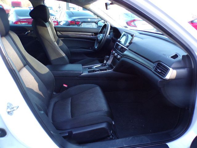 2020 Honda Accord Image 15