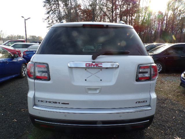 2017 GMC Acadia Image 5