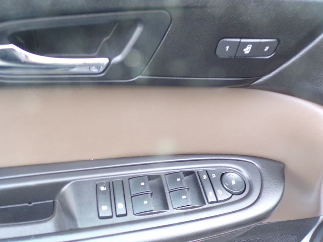 2017 GMC Acadia Image 10