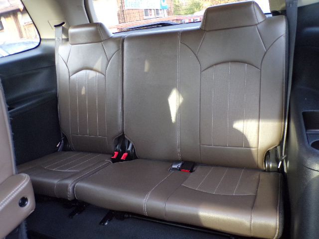 2017 GMC Acadia Image 12