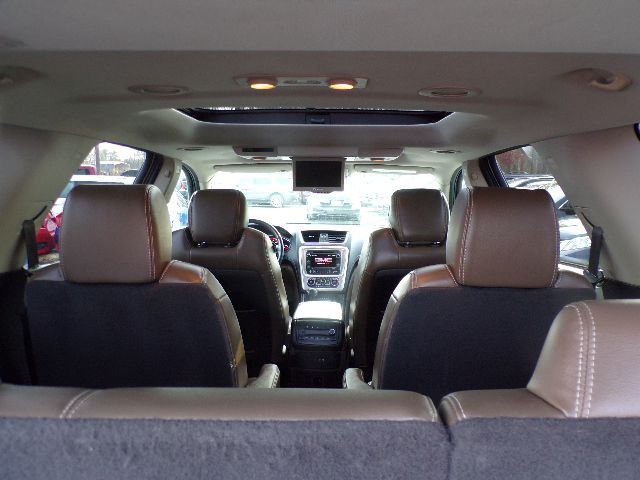 2017 GMC Acadia Image 14