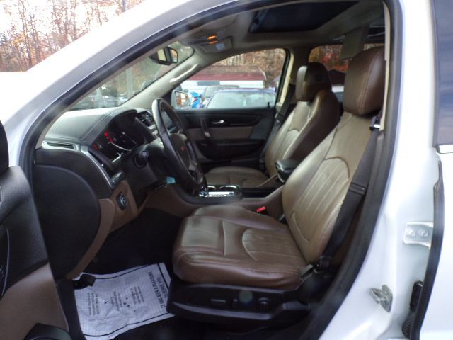 2017 GMC Acadia Image 15