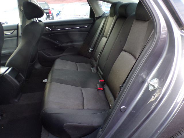 2018 Honda Accord Image 10