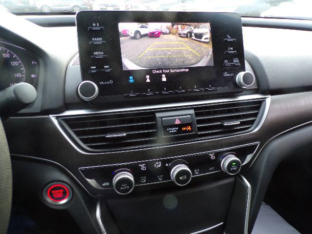 2018 Honda Accord Image 14