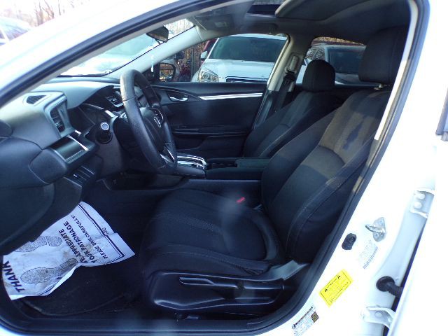 2017 Honda Civic Image 6