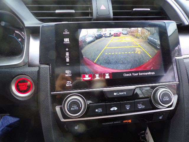 2017 Honda Civic Image 16