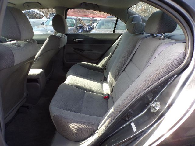 2011 Honda Civic Image 10