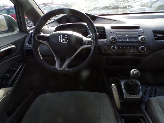 2011 Honda Civic Image 11
