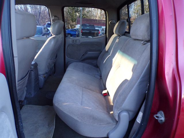 2002 Toyota Tacoma Image 9