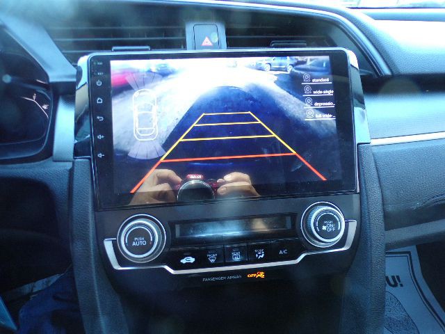 2017 Honda Civic Image 16