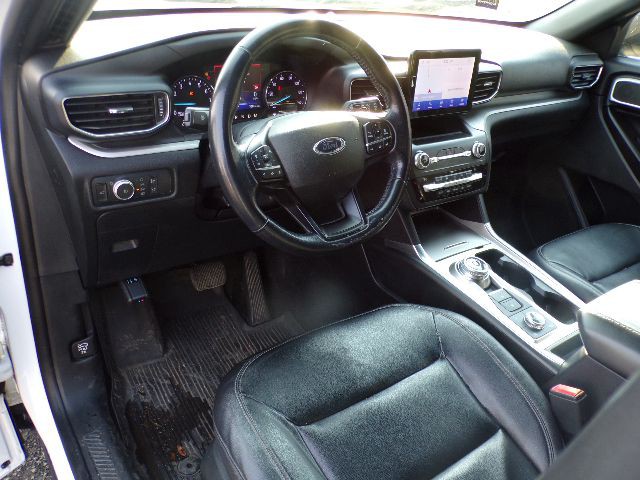 2020 Ford Explorer Image 8