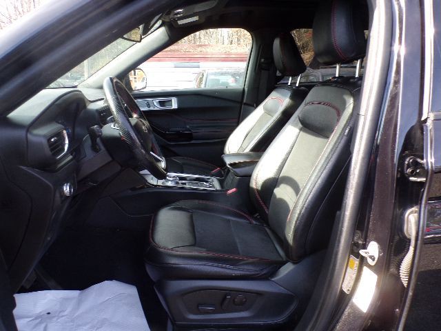 2022 Ford Explorer Image 11