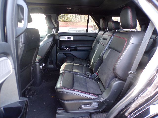 2022 Ford Explorer Image 12