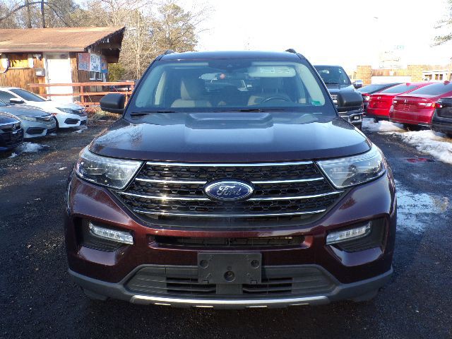 2020 Ford Explorer Image 2