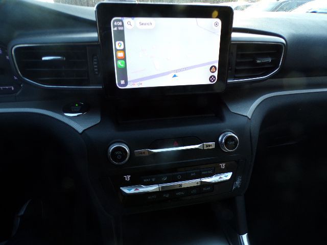 2020 Ford Explorer Image 16