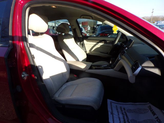 2020 Honda Accord Image 10