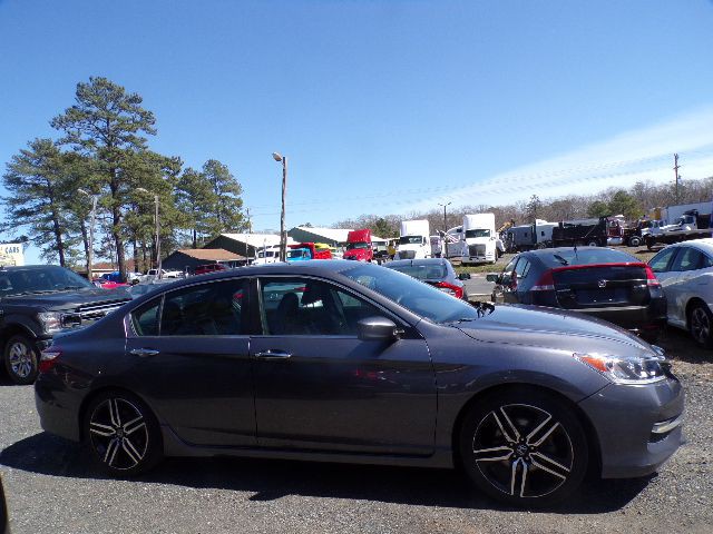 2017 Honda Accord Image 4