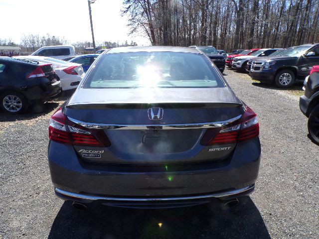 2017 Honda Accord Image 6