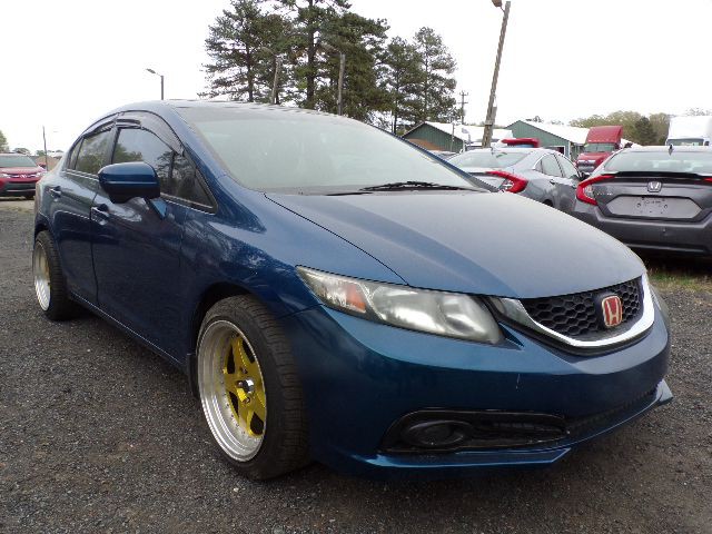 2015 Honda Civic Image 2
