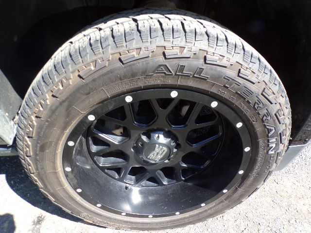 2016 Chevrolet Suburban Image 20