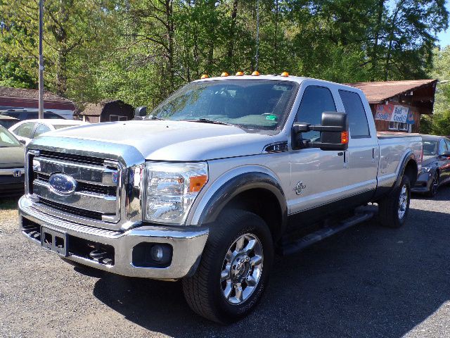 2015 Ford F-250 Image 1