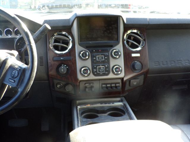 2015 Ford F-250 Image 11