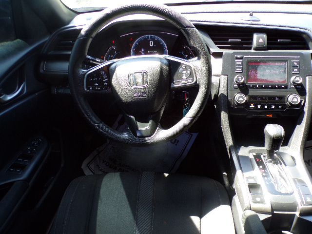 2017 Honda Civic Image 11