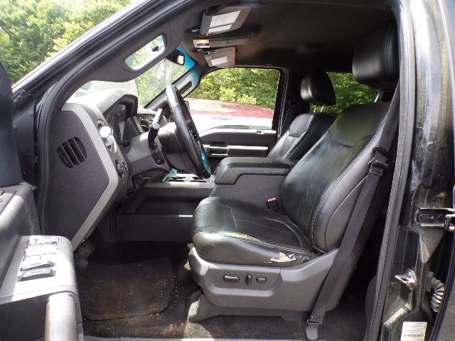 2011 Ford F-250 Image 7