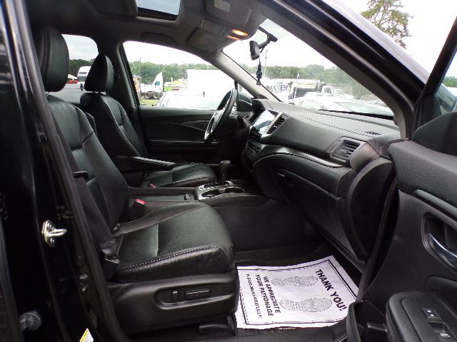 2016 Honda Pilot Image 16