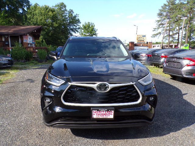 2021 Toyota Highlander Image 2