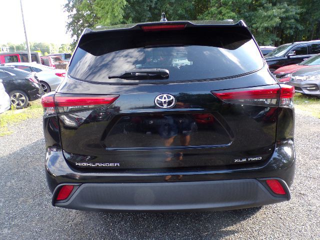 2021 Toyota Highlander Image 6