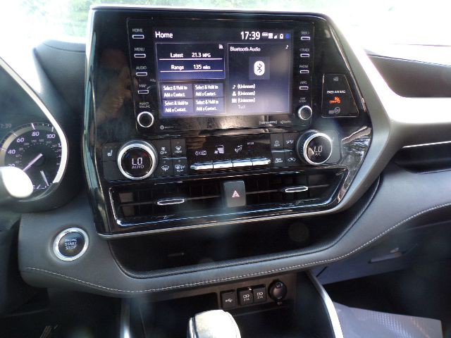 2021 Toyota Highlander Image 20