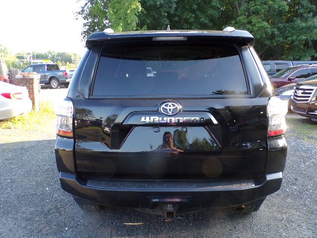 2016 Toyota 4Runner Image 5
